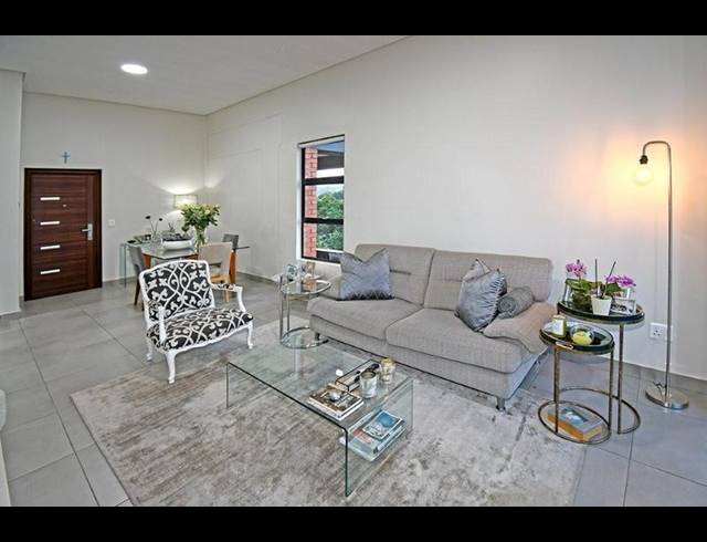 2 BEDROOM PROPERTY TO RENT IN KENSINGTON